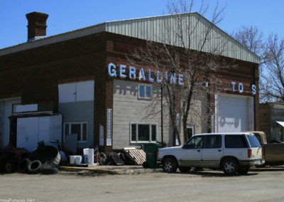 April picture of Geraldine Motors in Geraldine Montana. Image is from the Geraldine and Square Butte Montana Picture Tour.